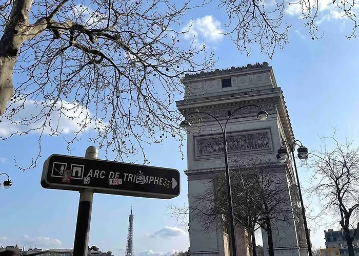 Cozy - Champs Elysees Arc De Triomphe * Paříž
