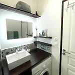 Cozy Studio, Quiet&comfortable - Champs Elysées Apartamento