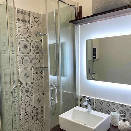 Cozy Studio, Quiet&comfortable - Champs Elysées Parigi