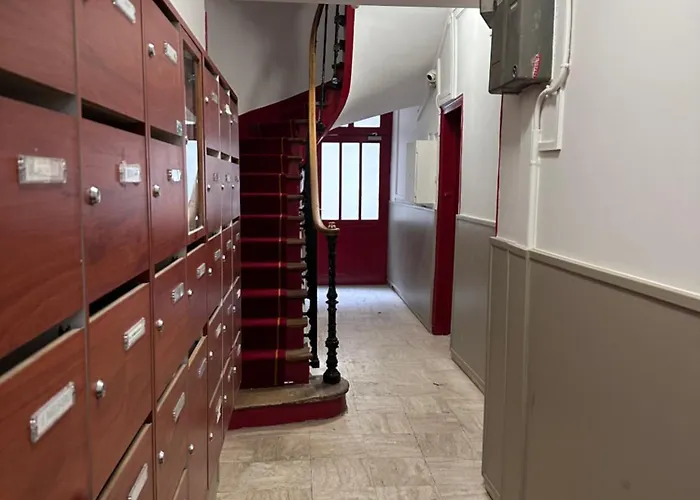 Cozy - Champs Elysees Arc De Triomphe