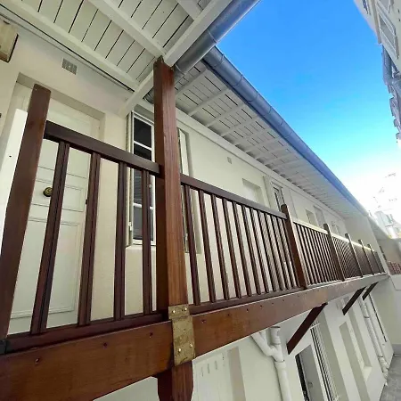 Cozy - Champs Elysees Arc De Triomphe شقة